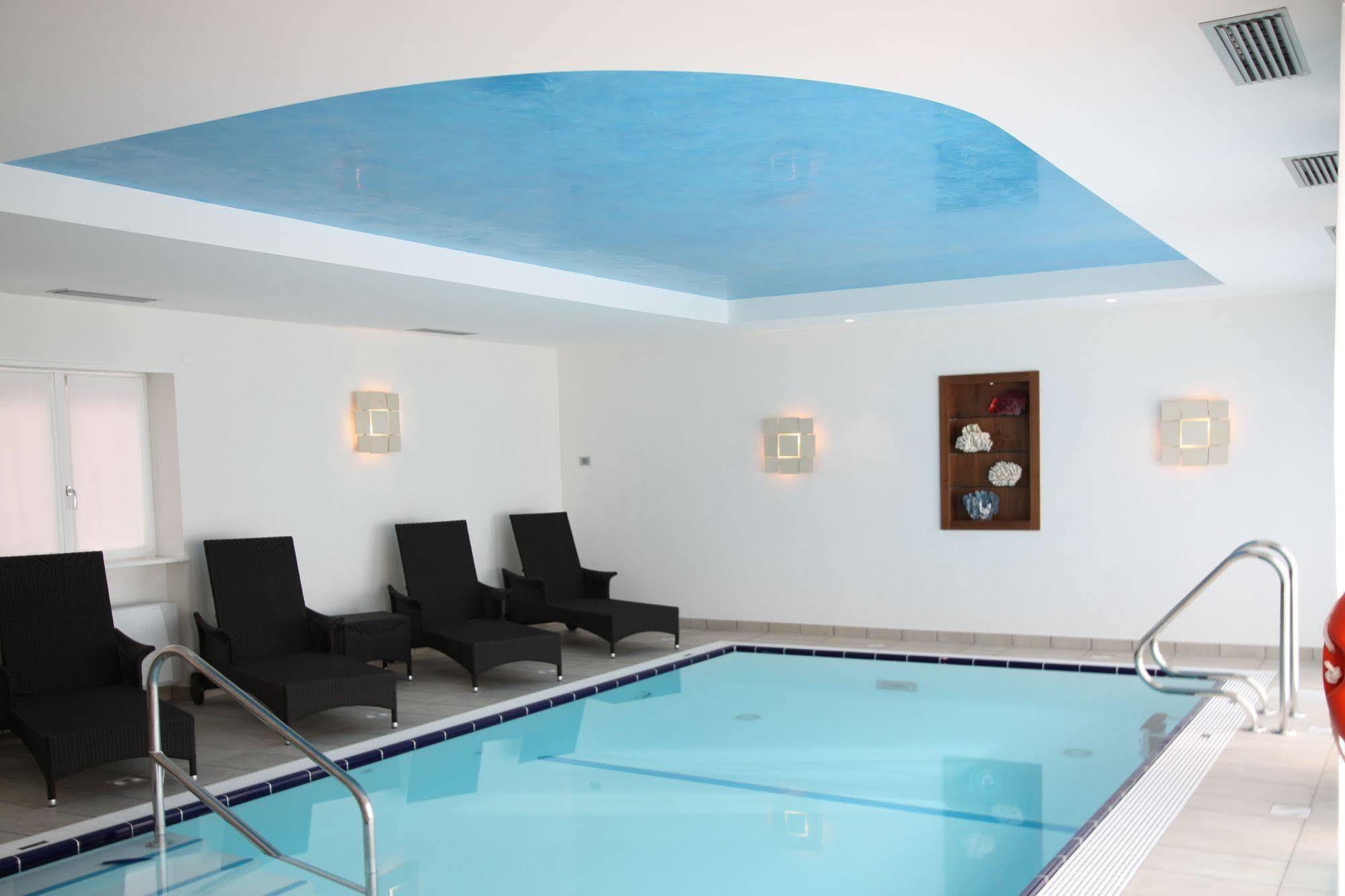 Hotel Garni Corallo Torbole Sul Garda Екстер'єр фото
