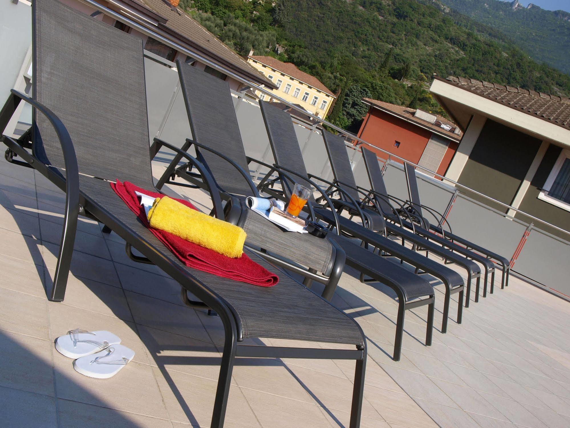 Hotel Garni Corallo Torbole Sul Garda Екстер'єр фото