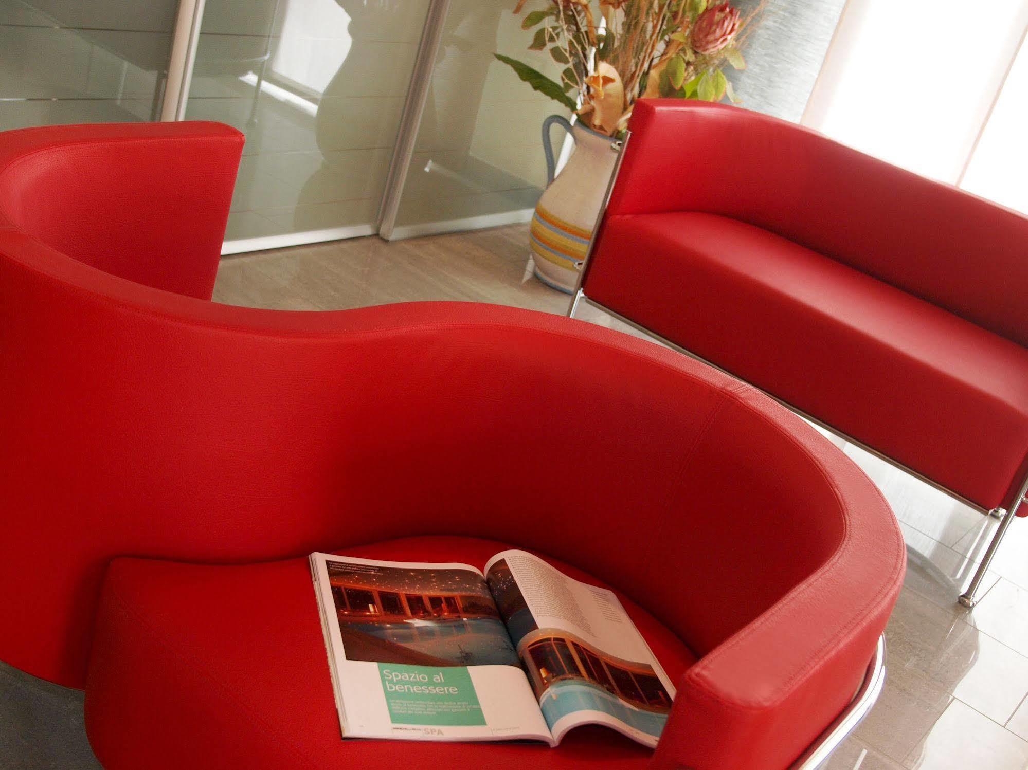 Hotel Garni Corallo Torbole Sul Garda Екстер'єр фото